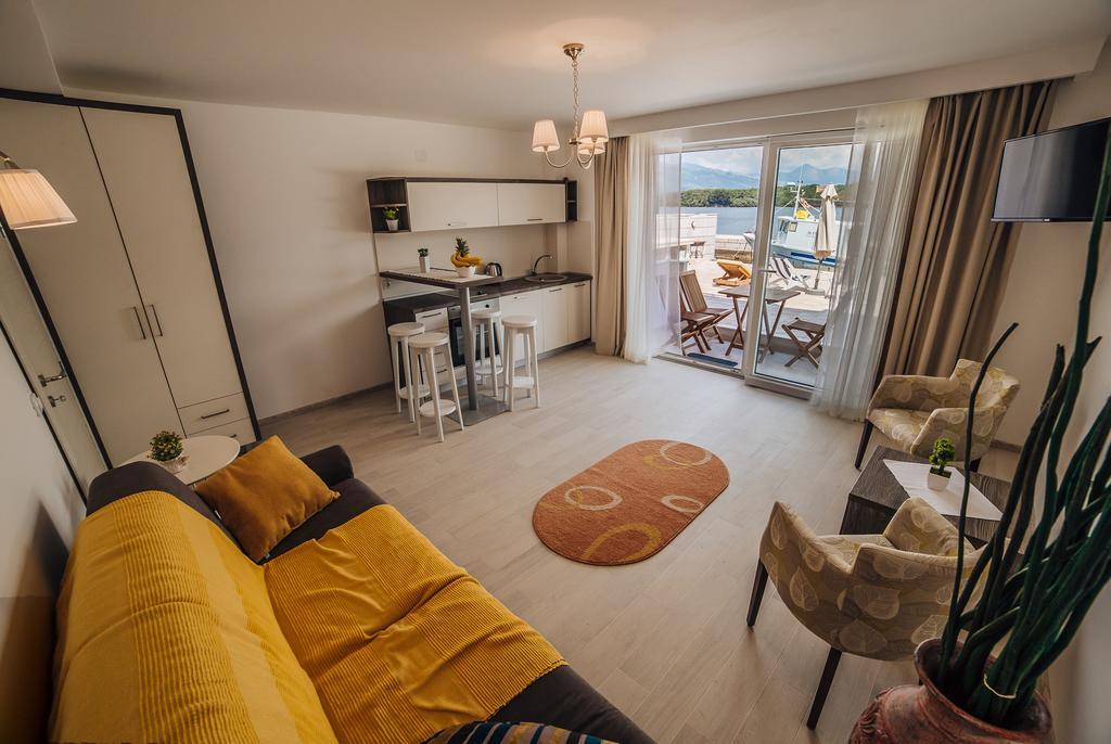 Apartments Harmonia Тиват Екстер'єр фото