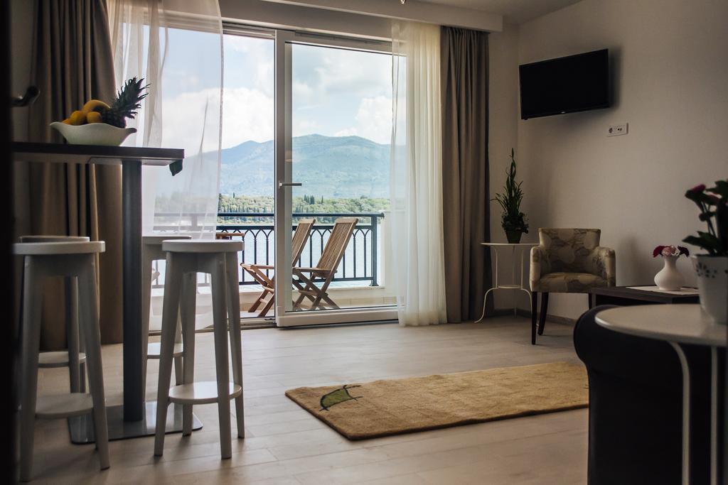 Apartments Harmonia Тиват Екстер'єр фото