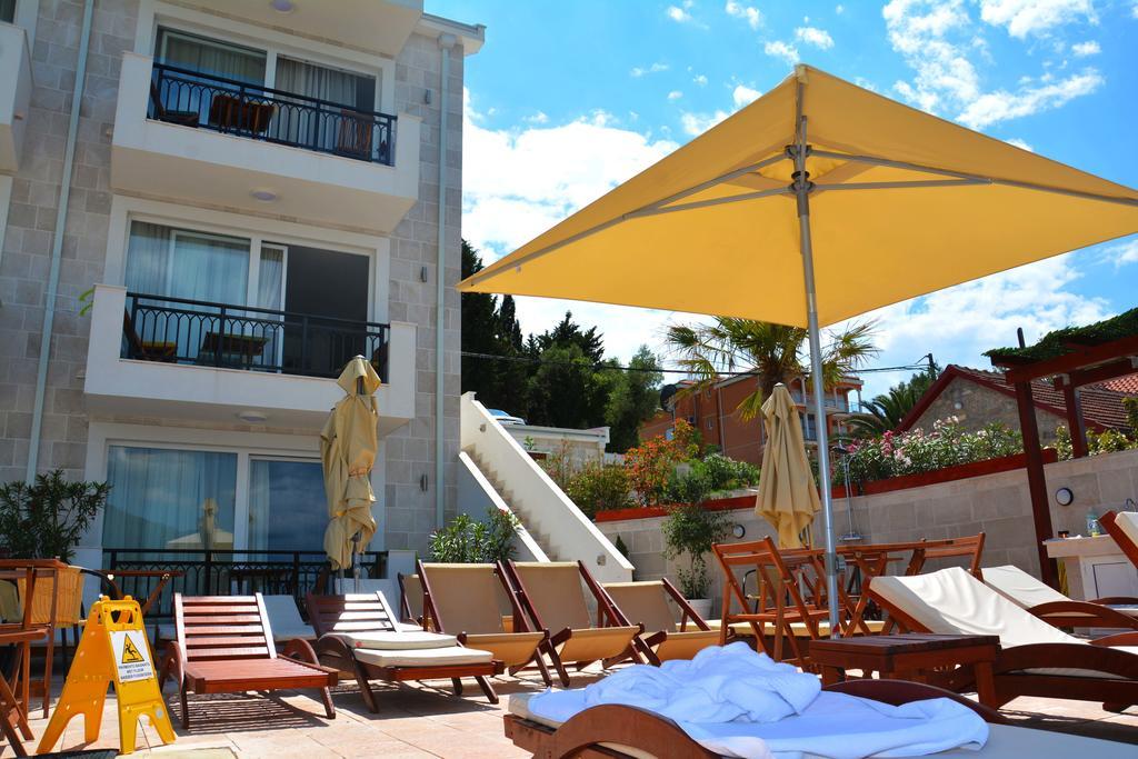 Apartments Harmonia Тиват Екстер'єр фото